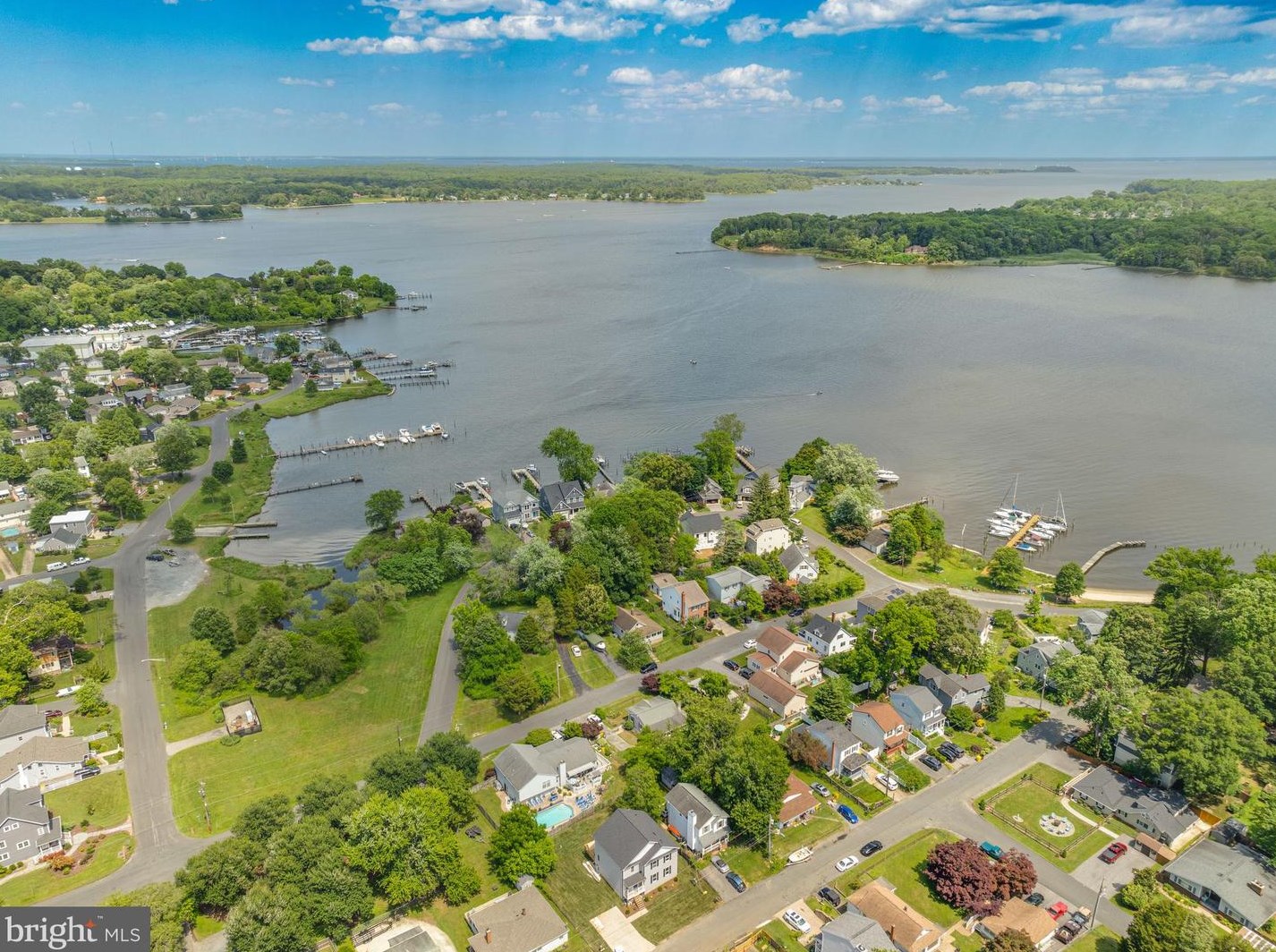 1641 Midland Rd, Edgewater MD 21037-2418 exterior