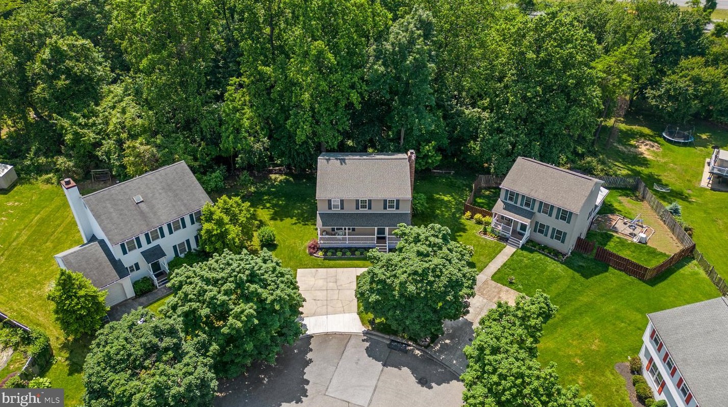 405 Birdsong Ct, Baltimore MD  21225-2954 exterior