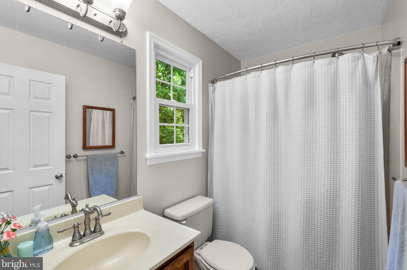 405 Birdsong Ct, Baltimore MD  exterior