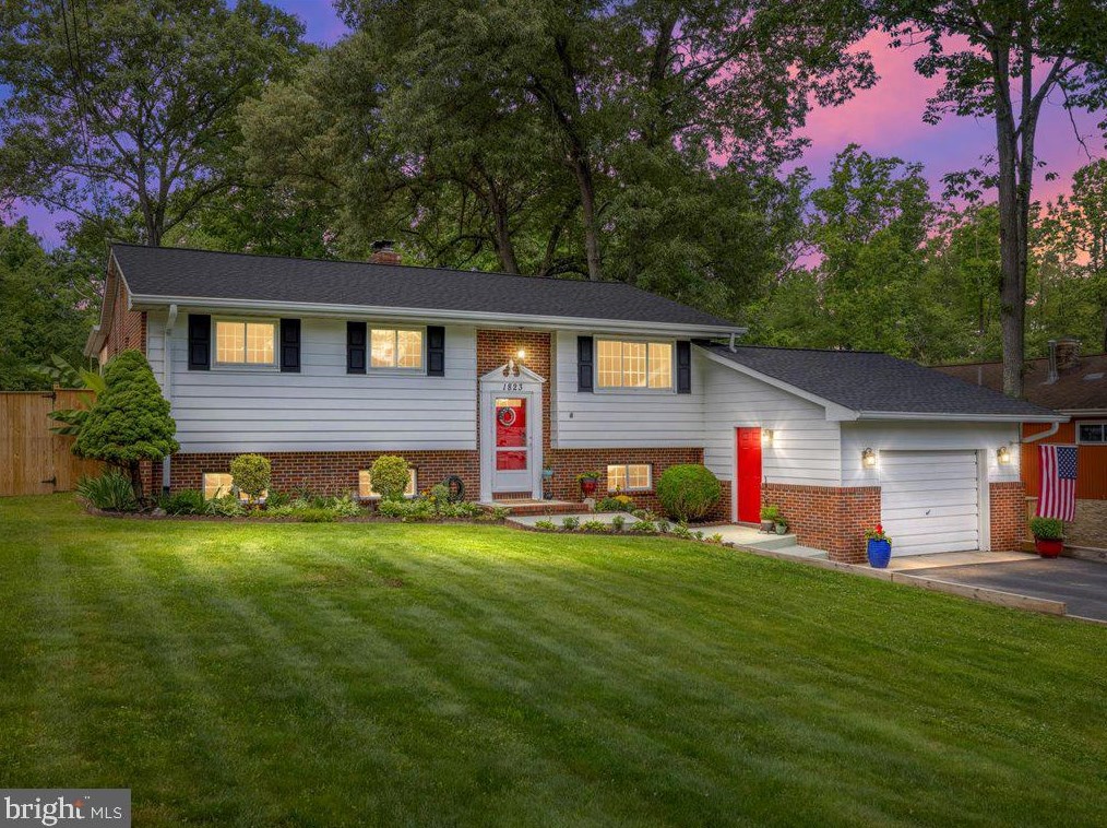 1823 Cedar Dr, Severn, MD 21144-1005