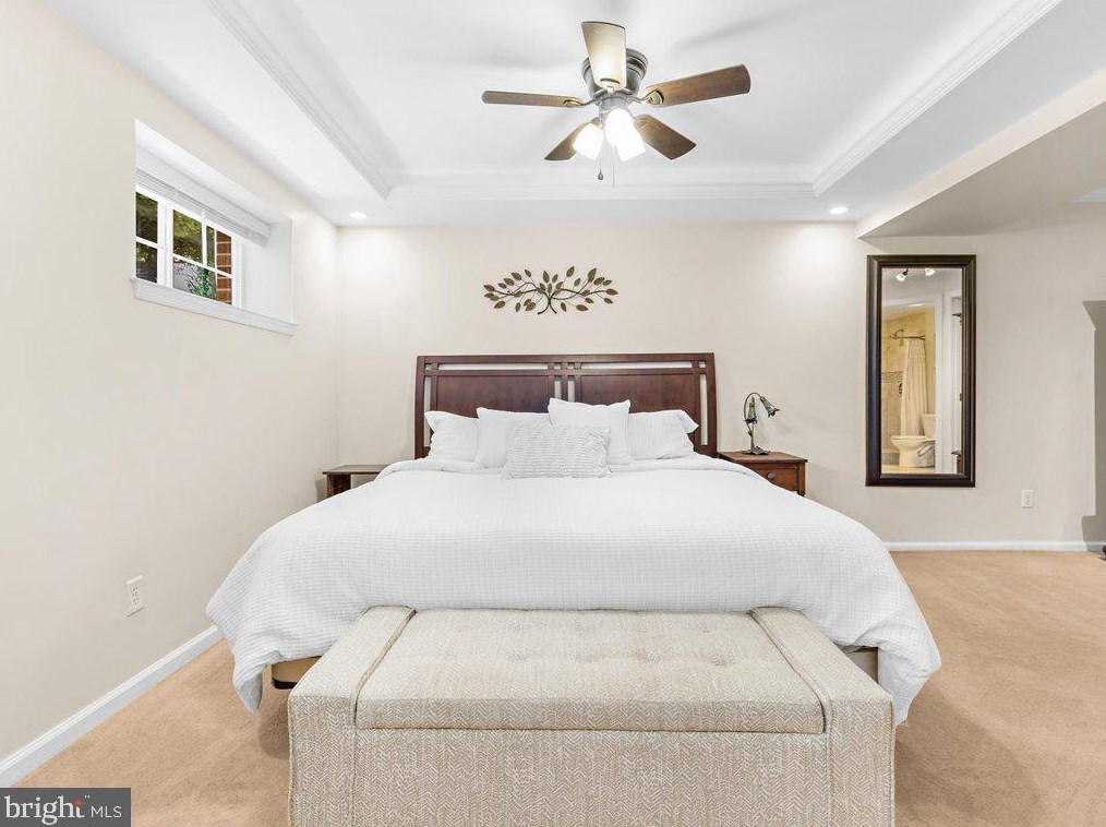 1823 Cedar Dr, Severn MD 21144-1005 exterior