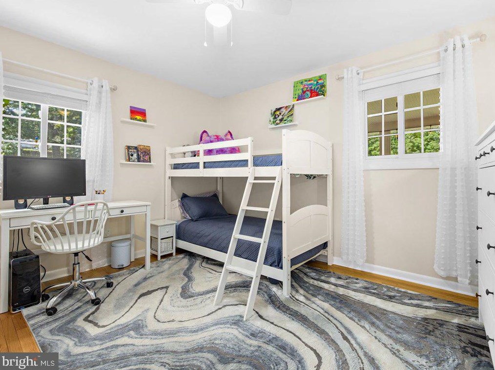 1823 Cedar Dr, Severn MD 21144-1005 exterior