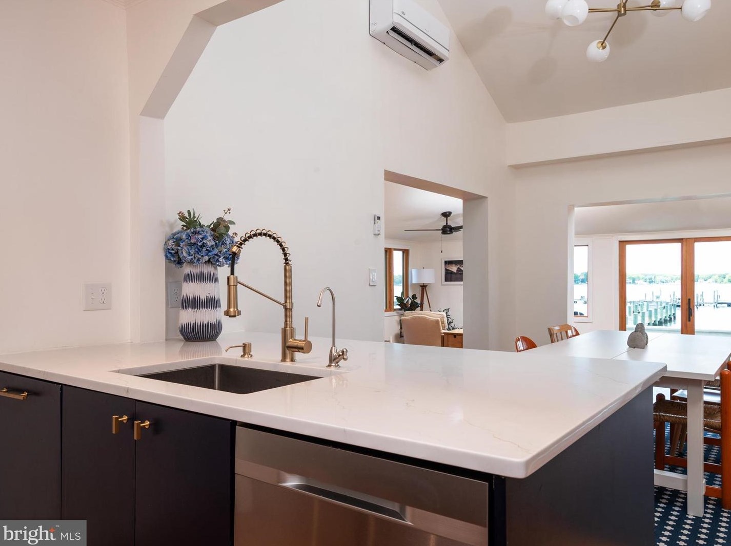 1264 River Rd, Shady Side MD  20764-9692 exterior