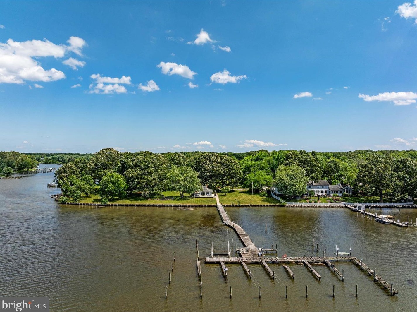 1264 River Rd, Shady Side MD  20764-9692 exterior