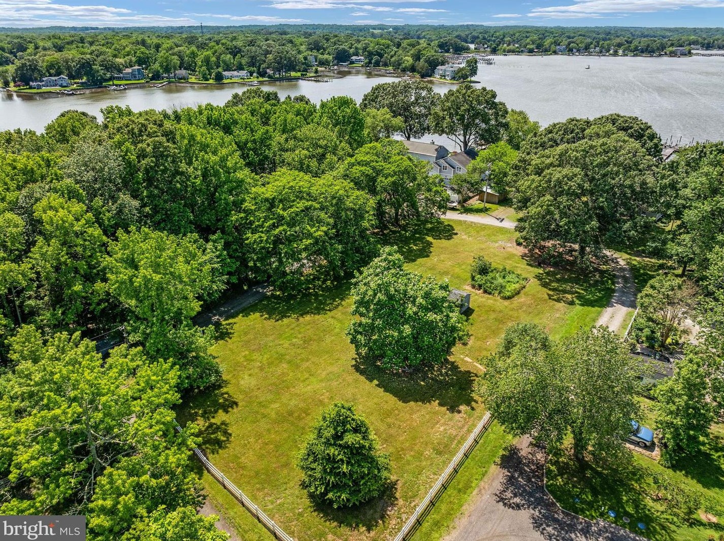 1264 River Rd, Shady Side MD  20764-9692 exterior