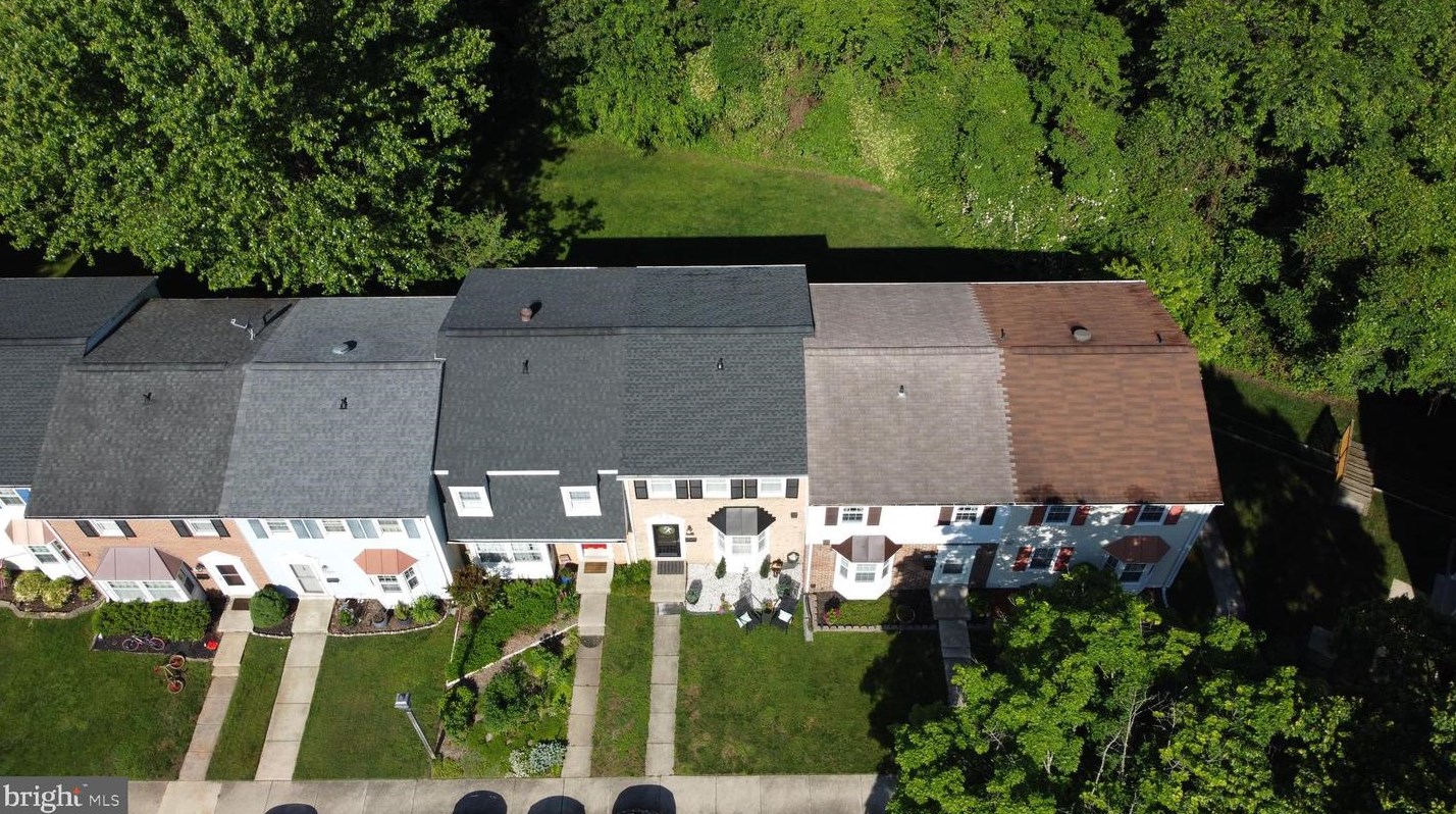 1804 Sharwood Pl, Crofton MD 21114-1950 exterior