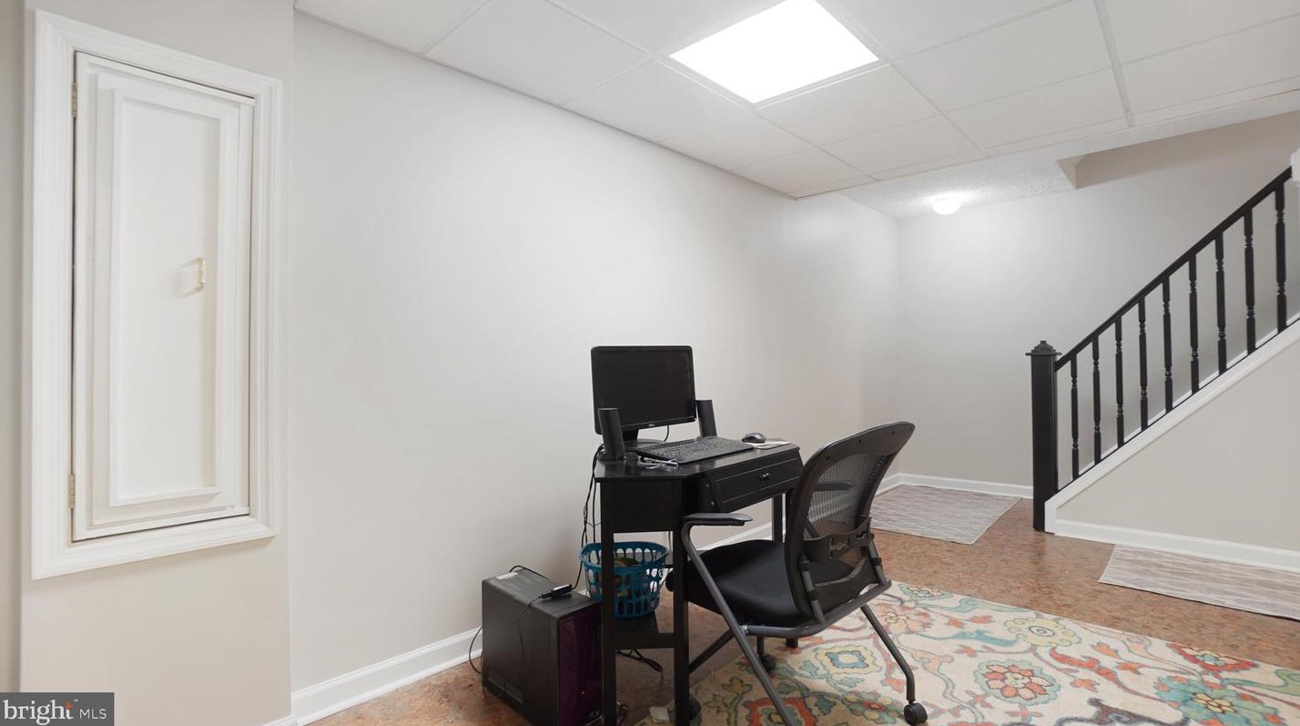 1804 Sharwood Pl, Crofton MD 21114-1950 exterior