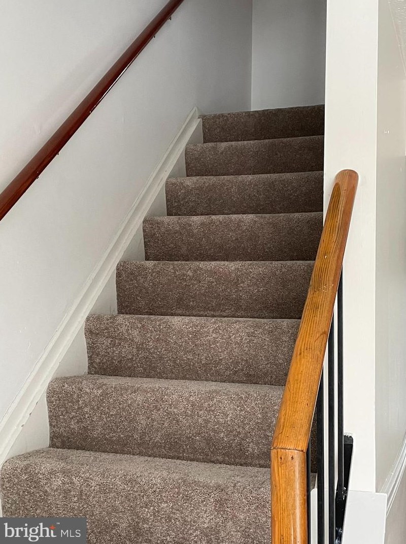 6404 Lacrosse Ln, Glen Burnie MD 21061-8831 exterior