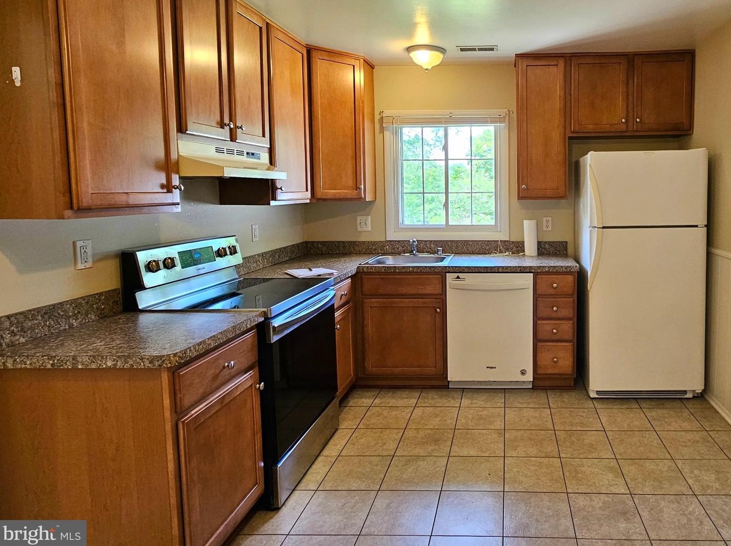 2293 Four Seasons Dr, Gambrills, MD 21054-1241