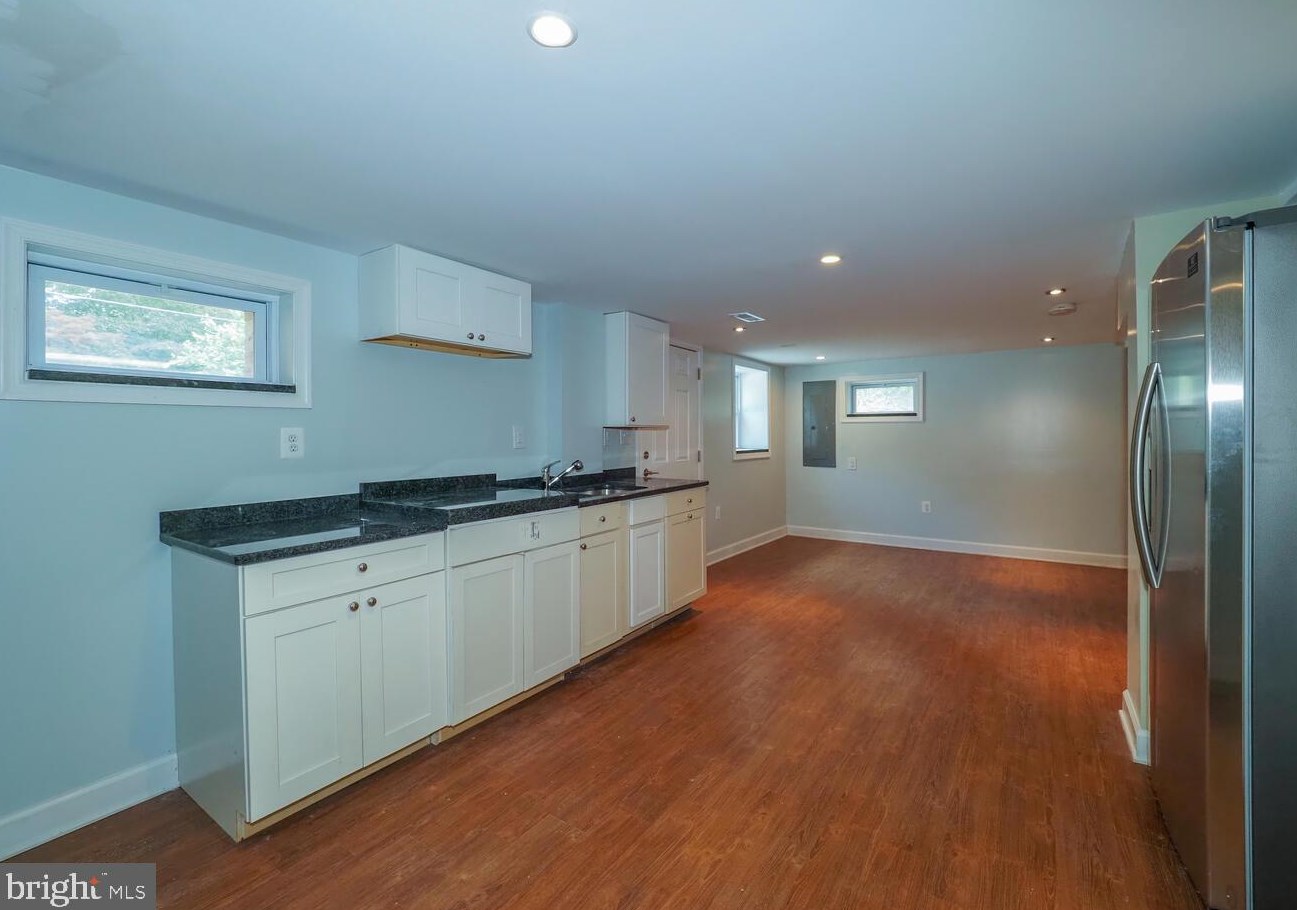 809 Danza Rd, Severn MD 21144-2130 exterior