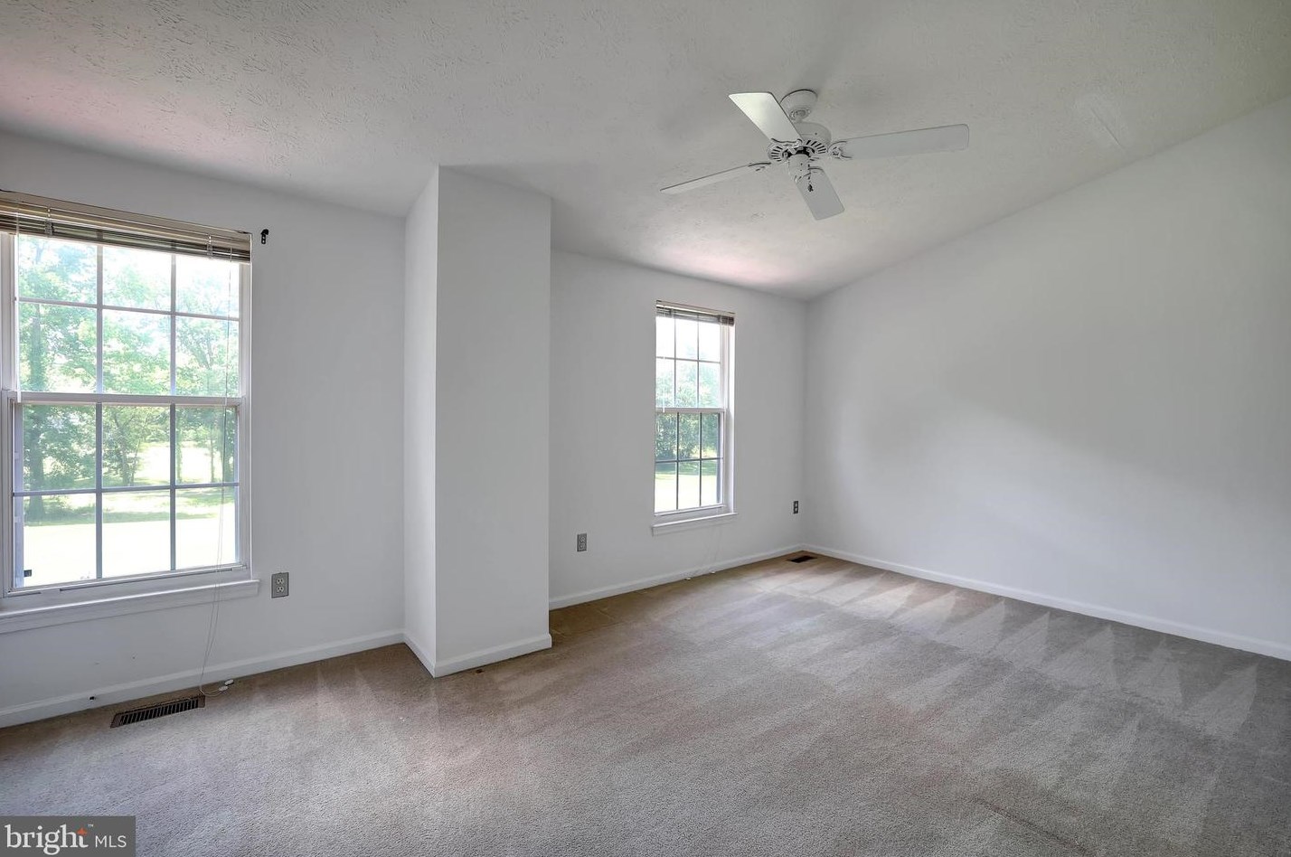 1520 Falstone Ln, Crofton MD 21114-1669 exterior