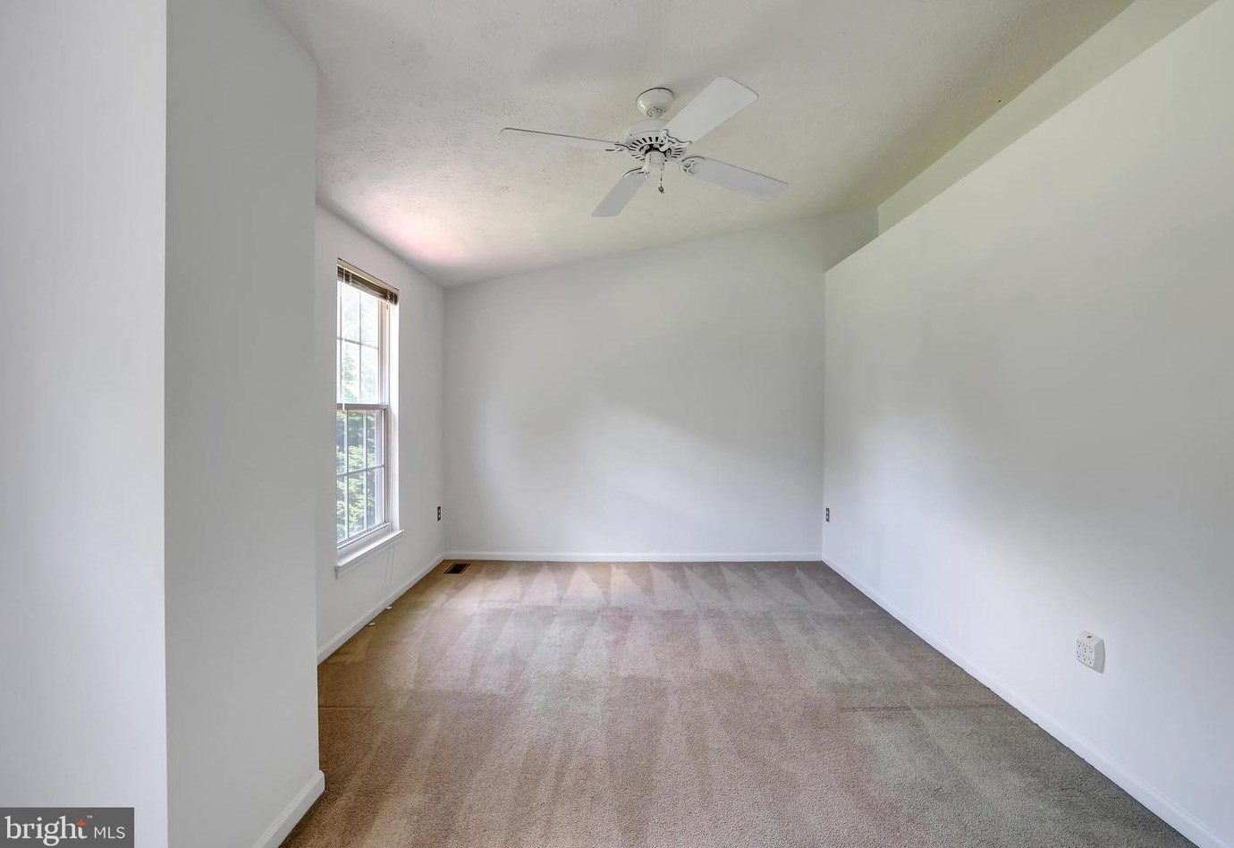 1520 Falstone Ln, Crofton MD 21114-1669 exterior