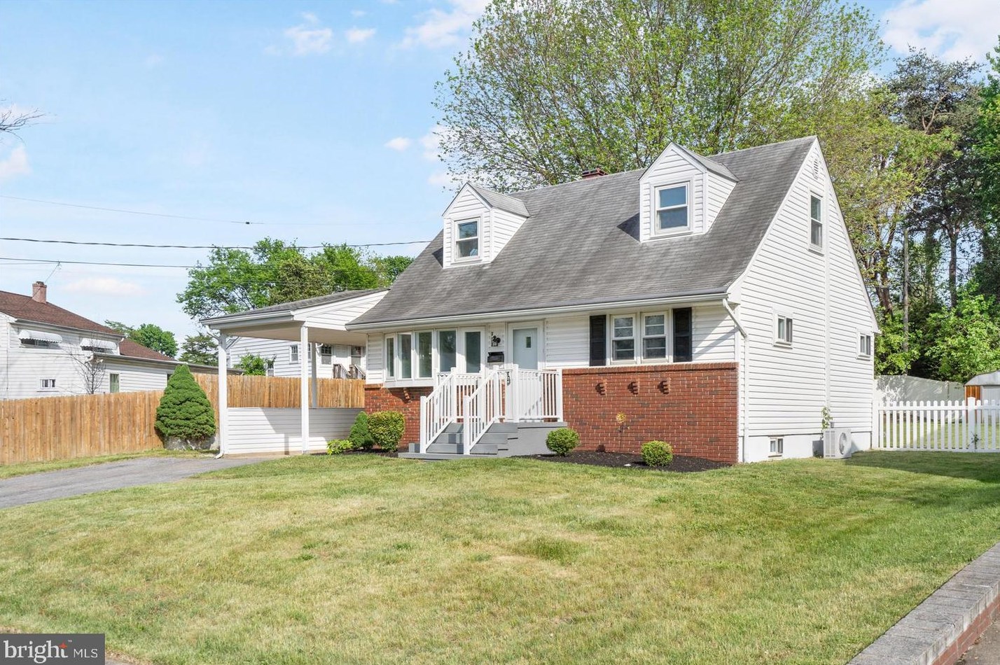 303 Ridgely Rd, Glen Burnie MD 21061-4516 exterior