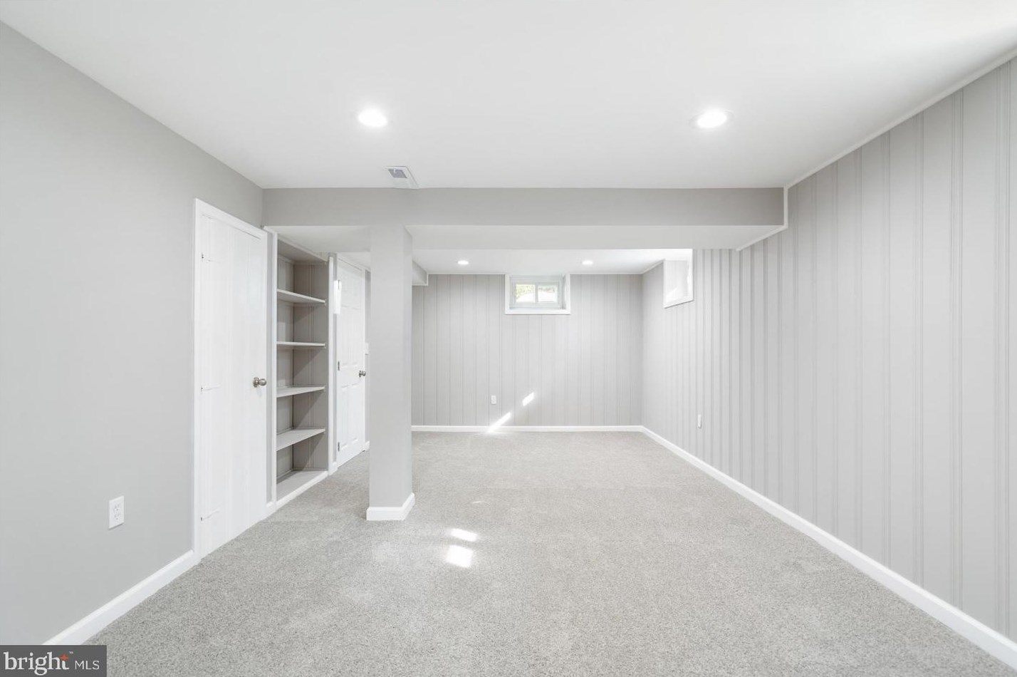 303 Ridgely Rd, Glen Burnie MD 21061-4516 exterior