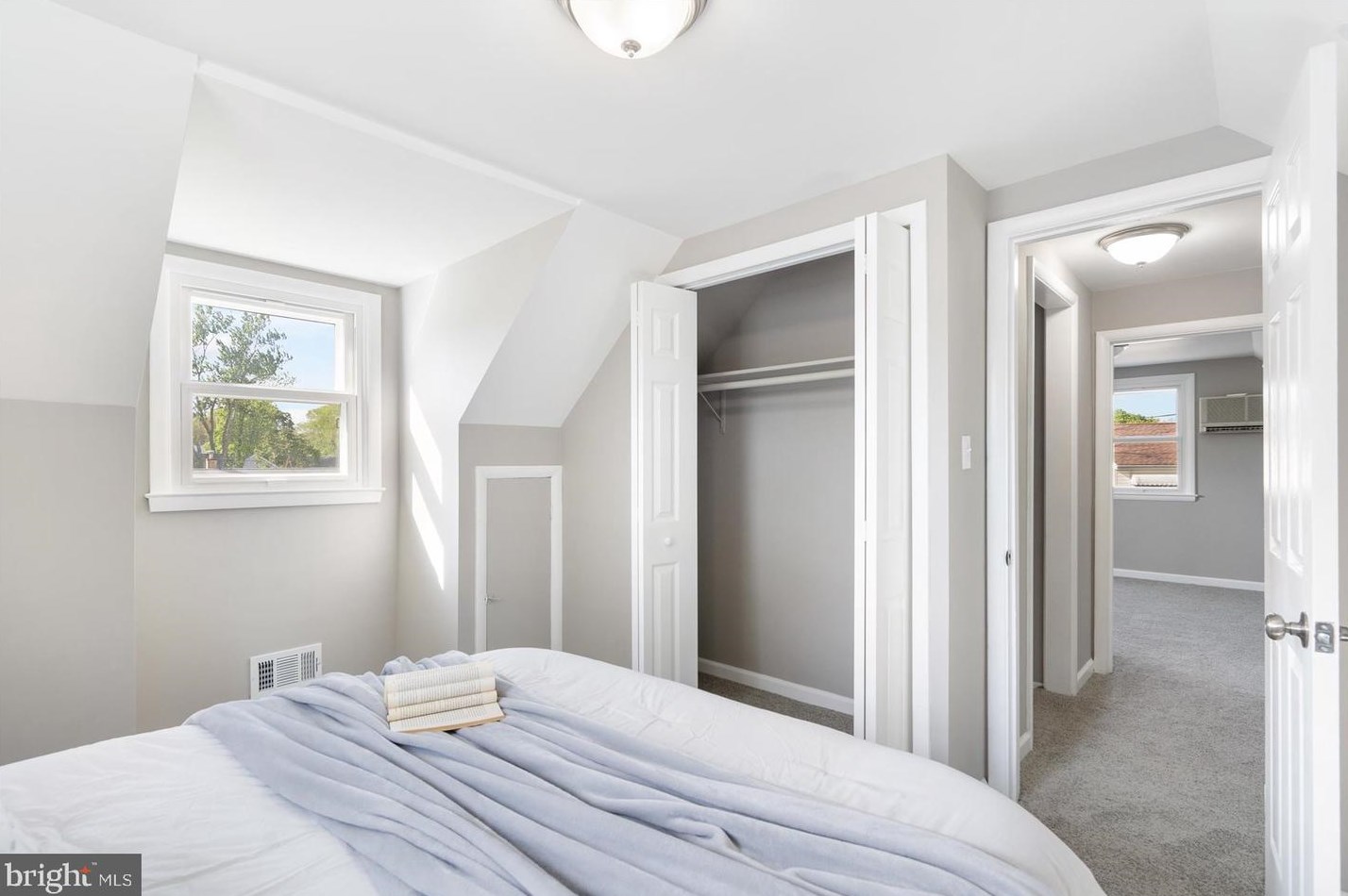 303 Ridgely Rd, Glen Burnie MD 21061-4516 exterior