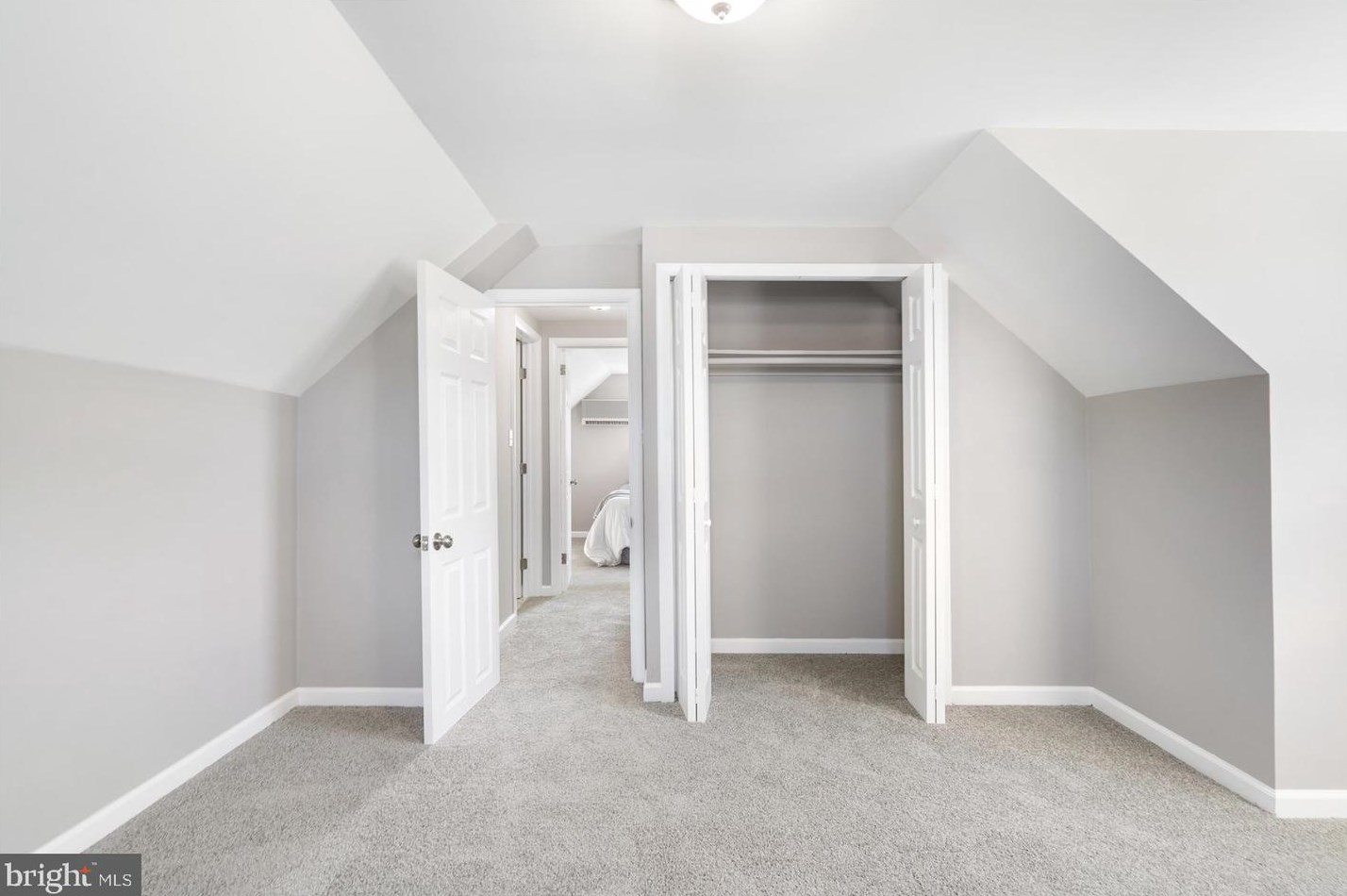 303 Ridgely Rd, Glen Burnie MD 21061-4516 exterior