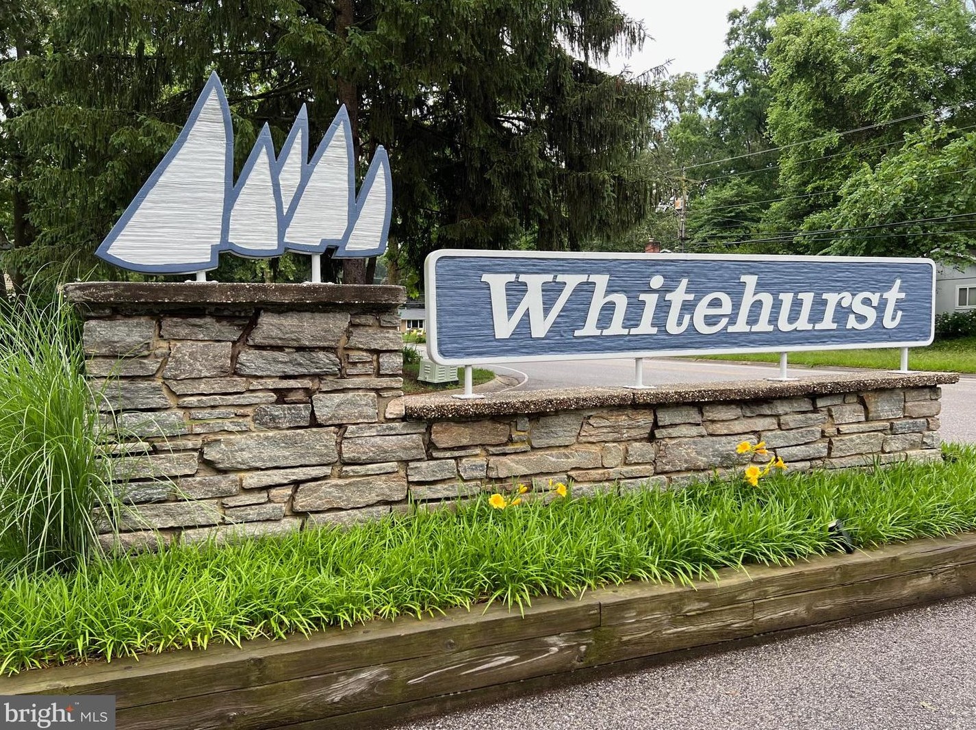 319 Spinnaker Rd, Severna Park MD 21146-3330 exterior