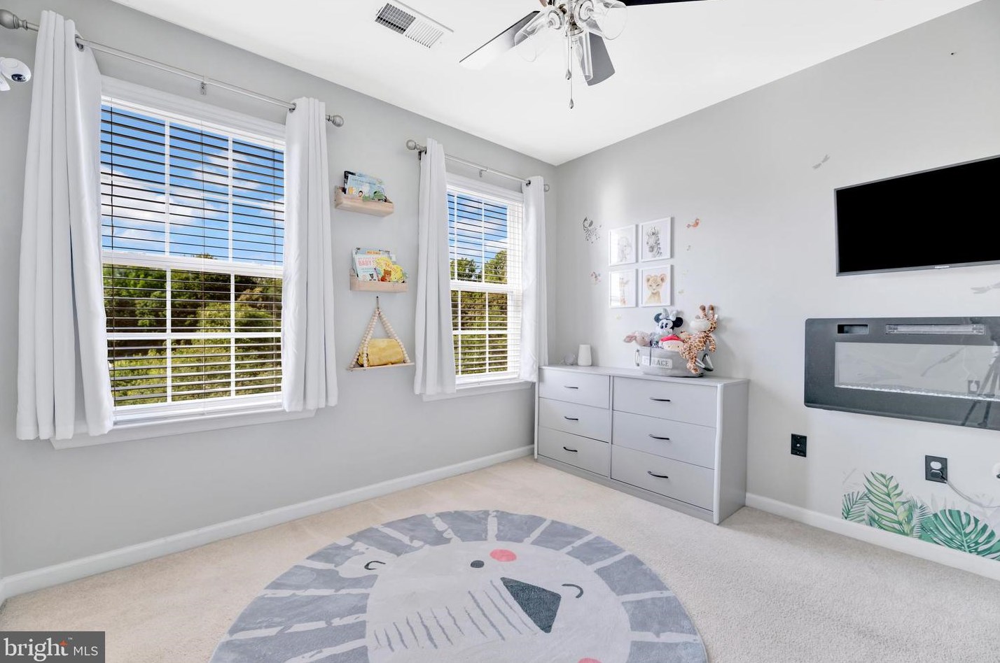 927 Indigo Bunting Ln, Glen Burnie MD 21060-8325 exterior