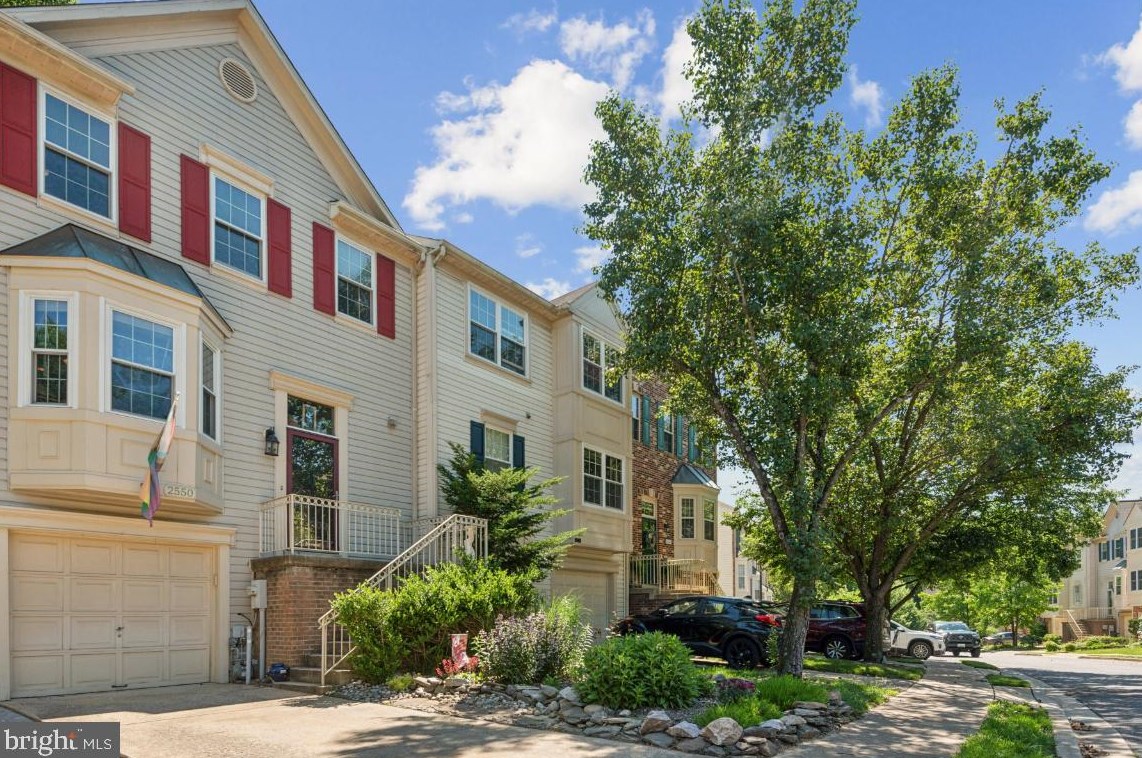 2550 Windy Oak Ct, Crofton MD  21114-1181 exterior