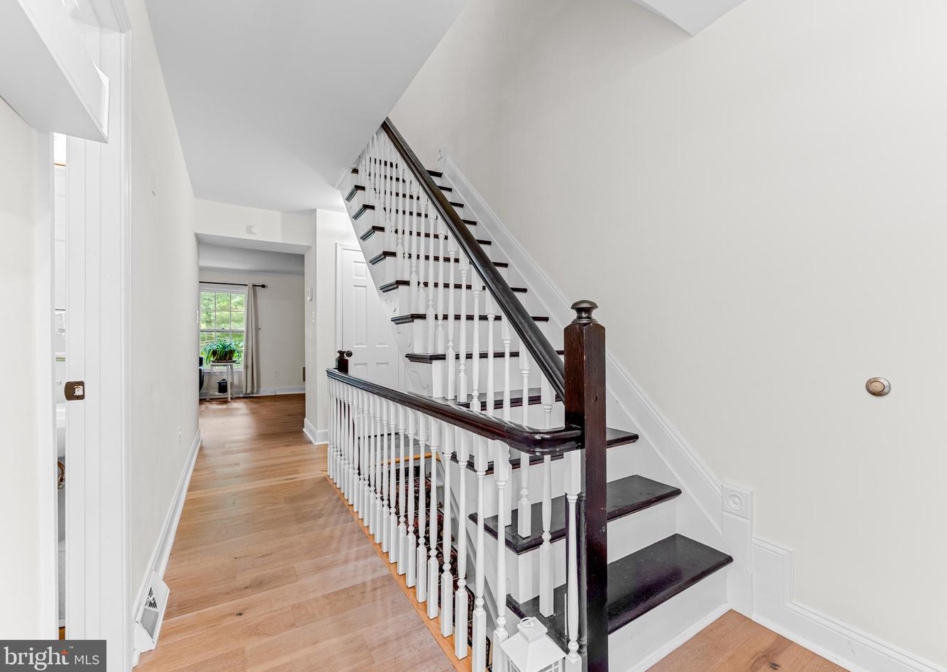 1484 Carlyle Ct, Crofton MD exterior