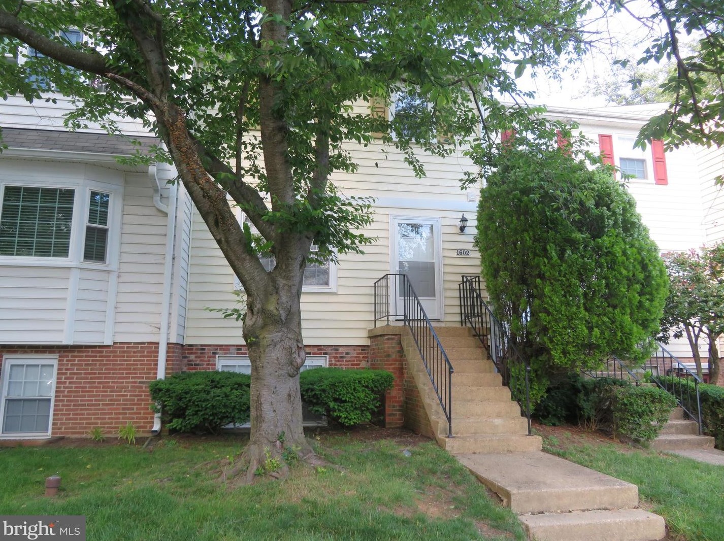 1602 Bancroft Ln, Crofton, MD 21114-1607