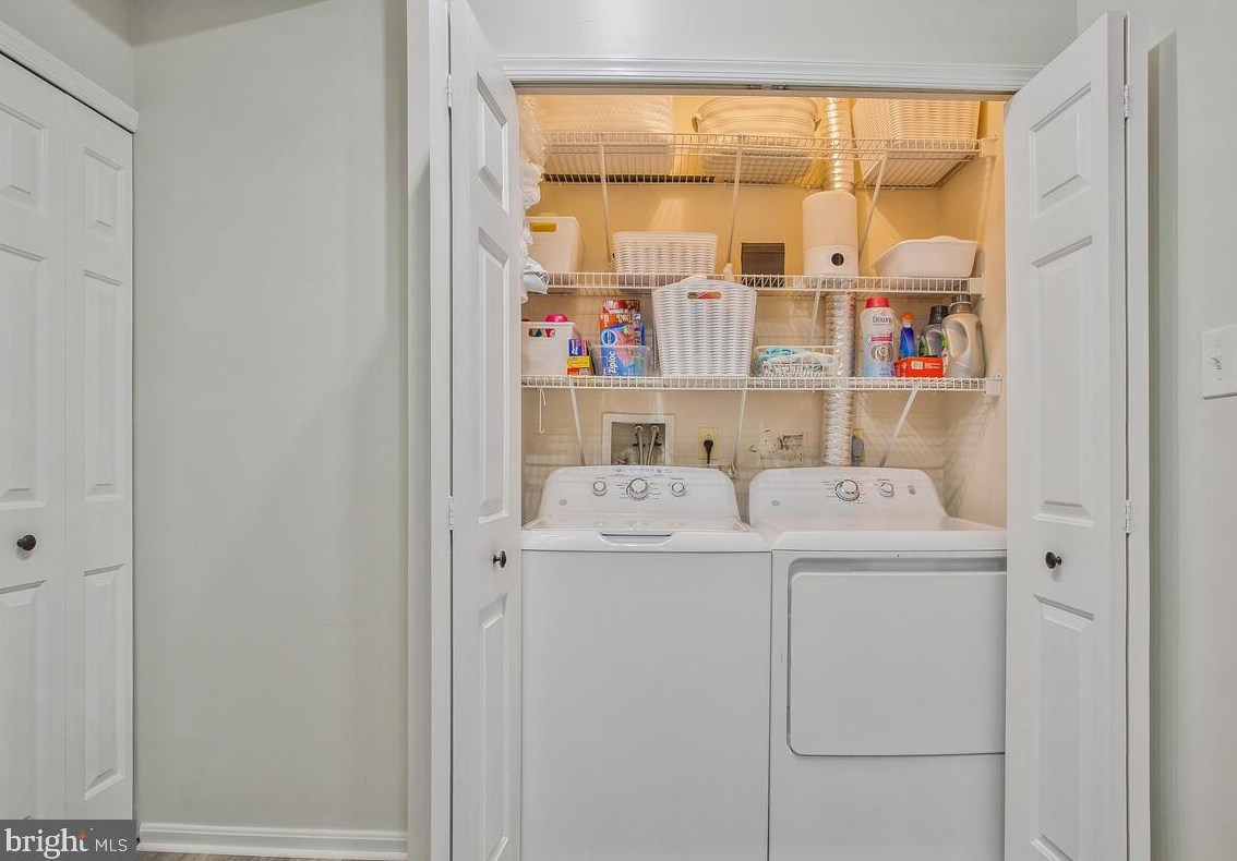 1590 Fallowfield Ct, Crofton MD 21114-1427 exterior