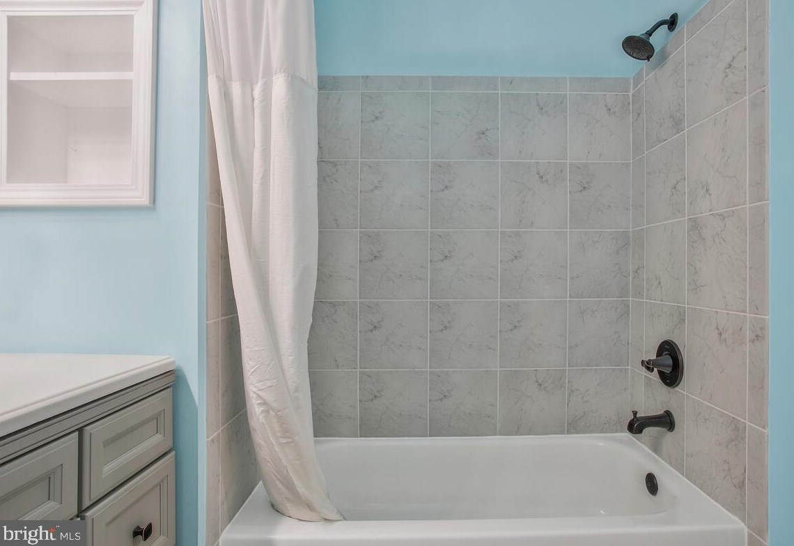 1590 Fallowfield Ct, Crofton MD 21114-1427 exterior