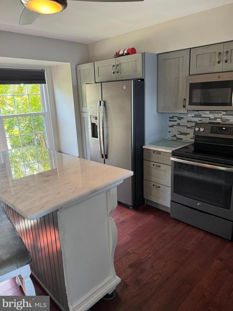 1404 Riv Mist Ct, Baltimore MD  21226-2132 exterior