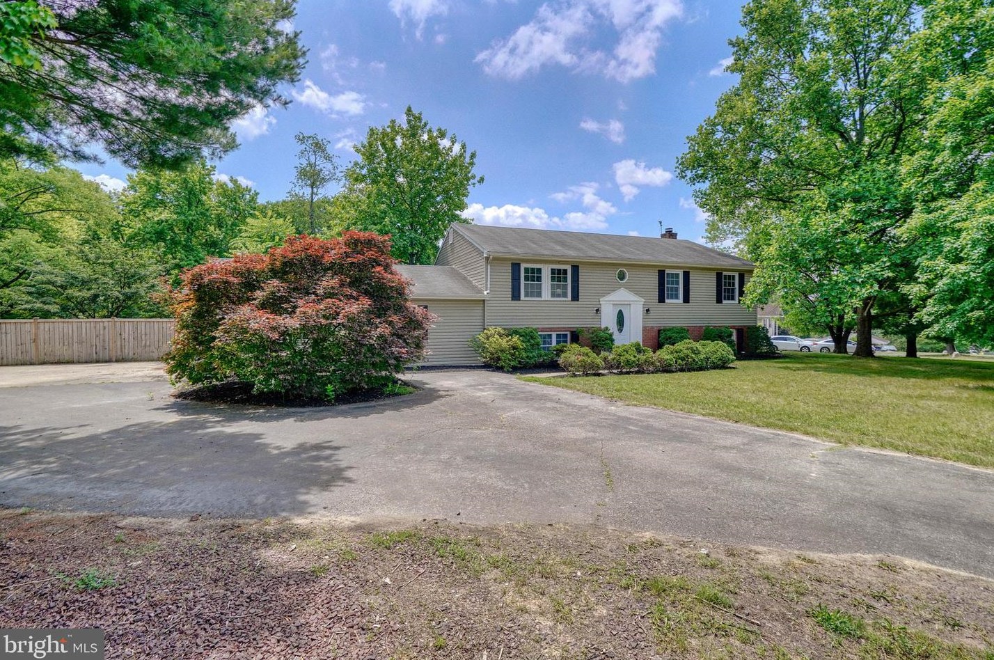 7603 Mccarron Ct, Baltimore, MD 21076-1101