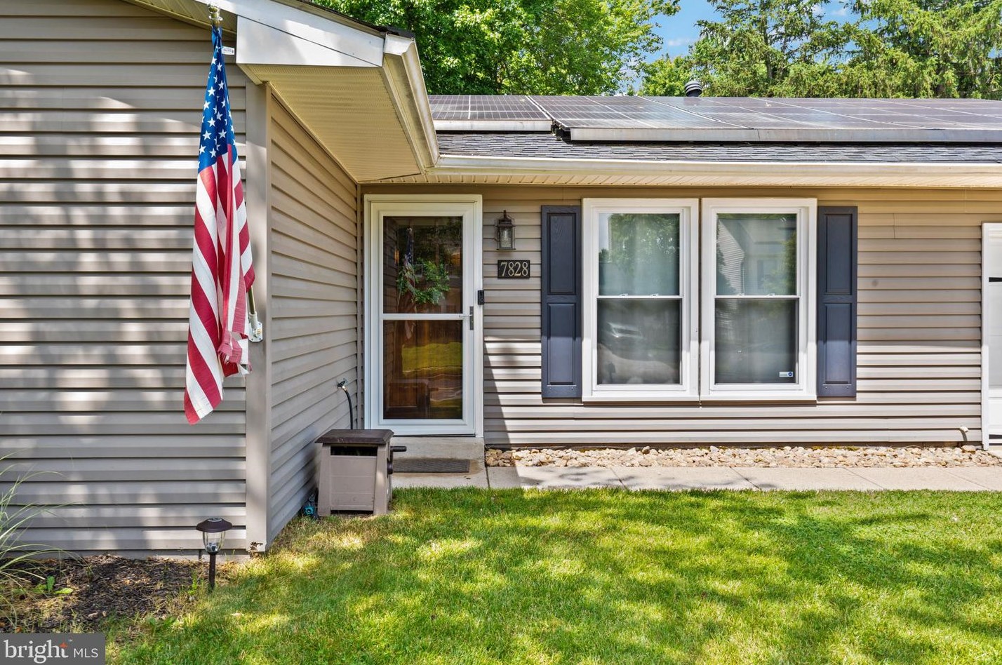 7828 Citadel Dr, Severn MD  21144-1512 exterior