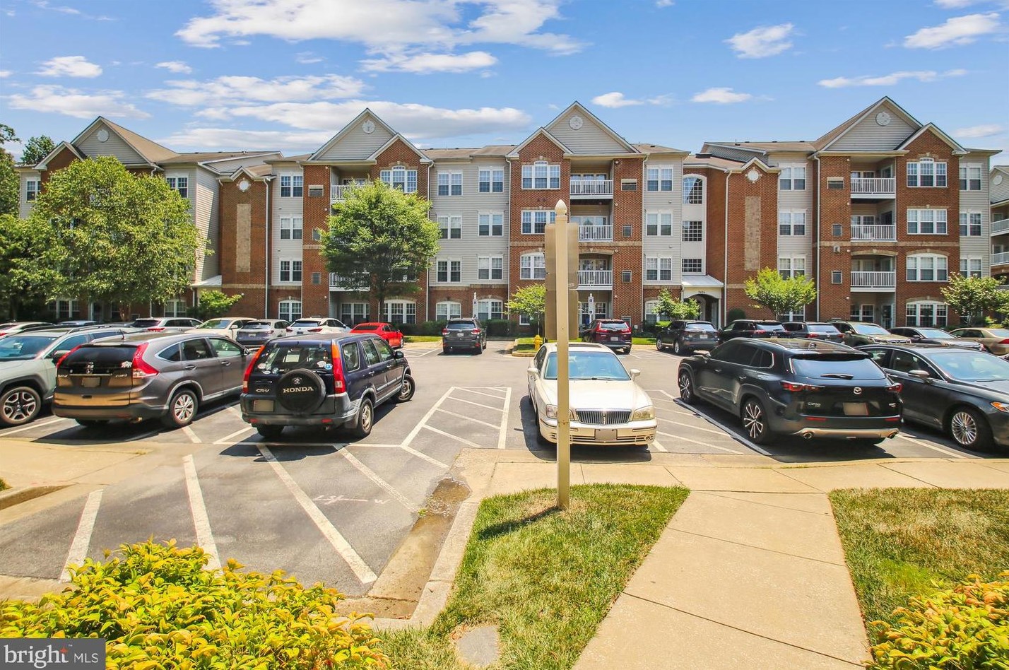 2606 Hoods Mill Ct #103, Odenton, MD 21113