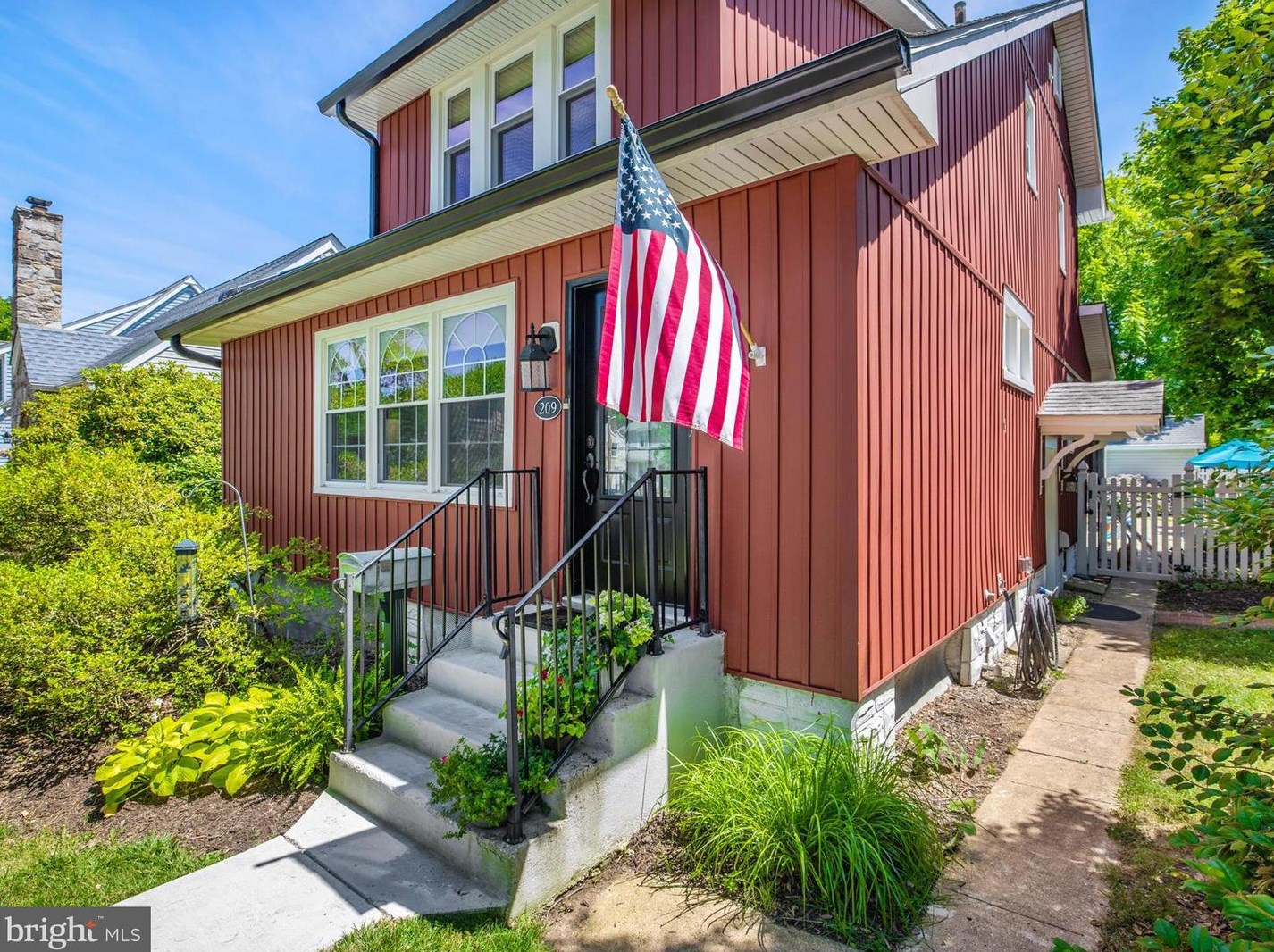 209 Hawthorne Rd, Linthicum, MD 21090