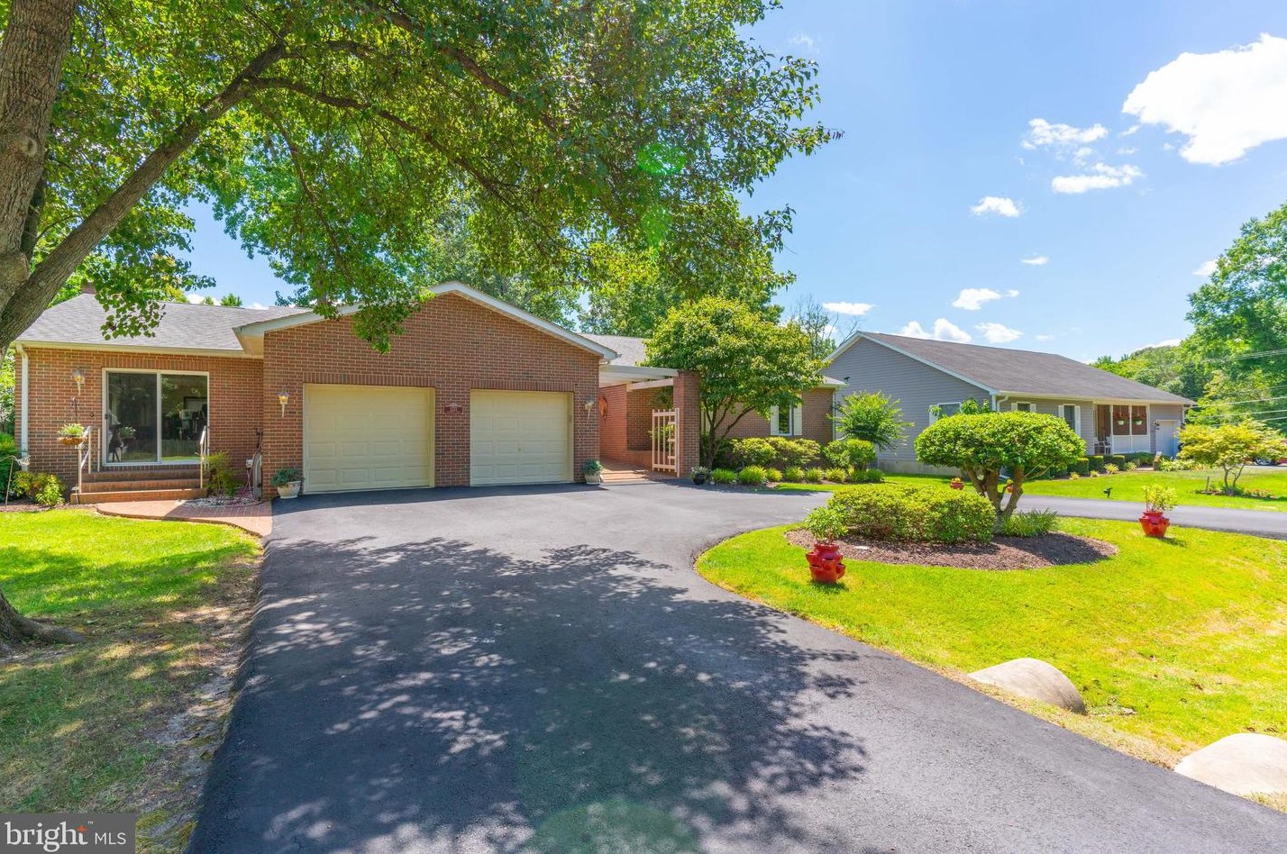 1233 Steamboat Rd, Shady Side, MD 20764