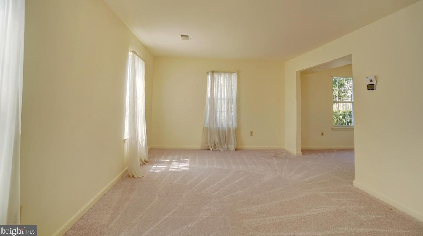 2450 Yarmouth Ln, Crofton, MD 21114