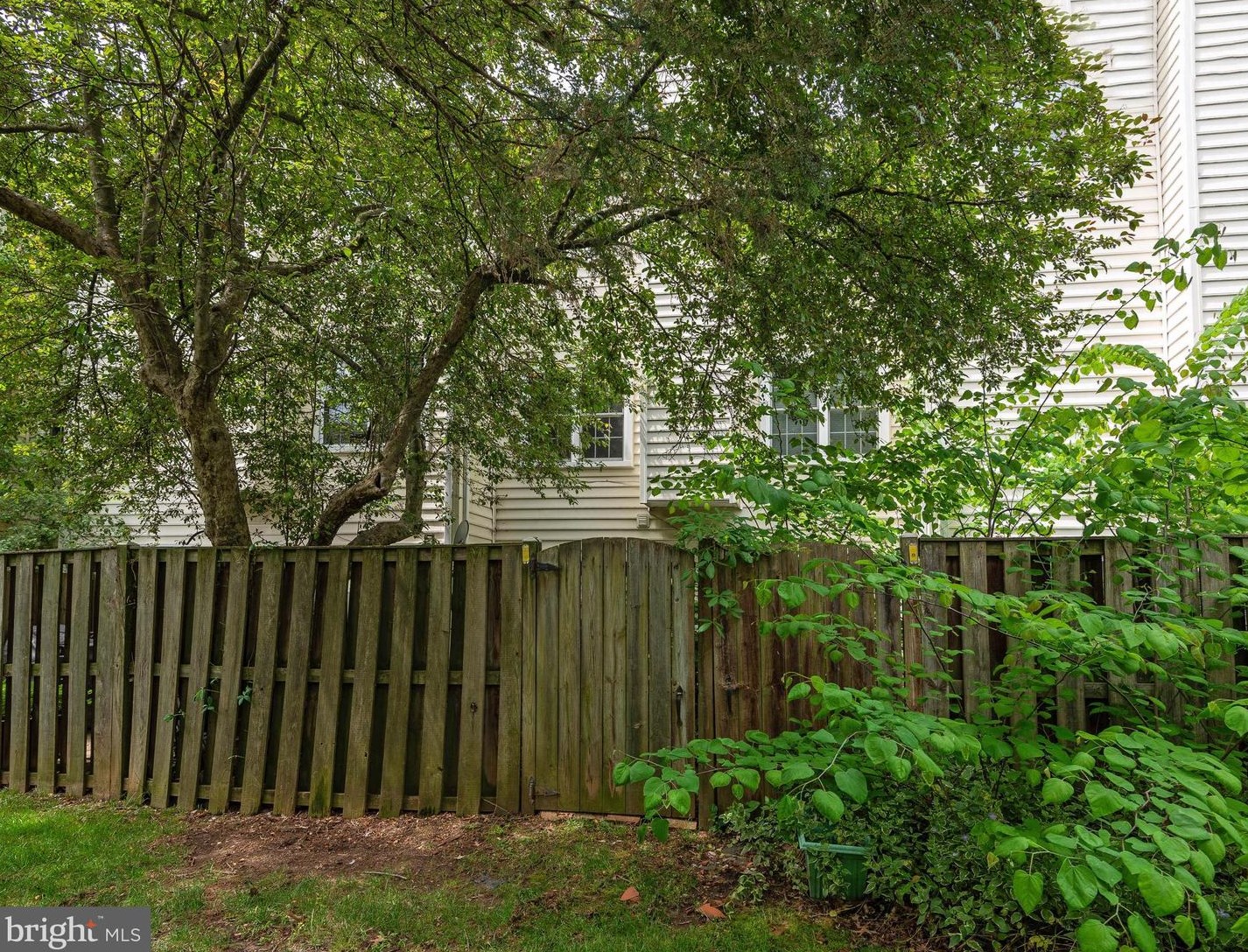 1691 Hart Ct, Crofton MD 21114-1630 exterior