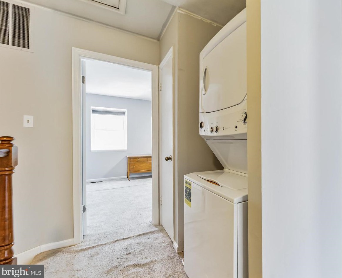 1691 Hart Ct, Crofton MD 21114-1630 exterior