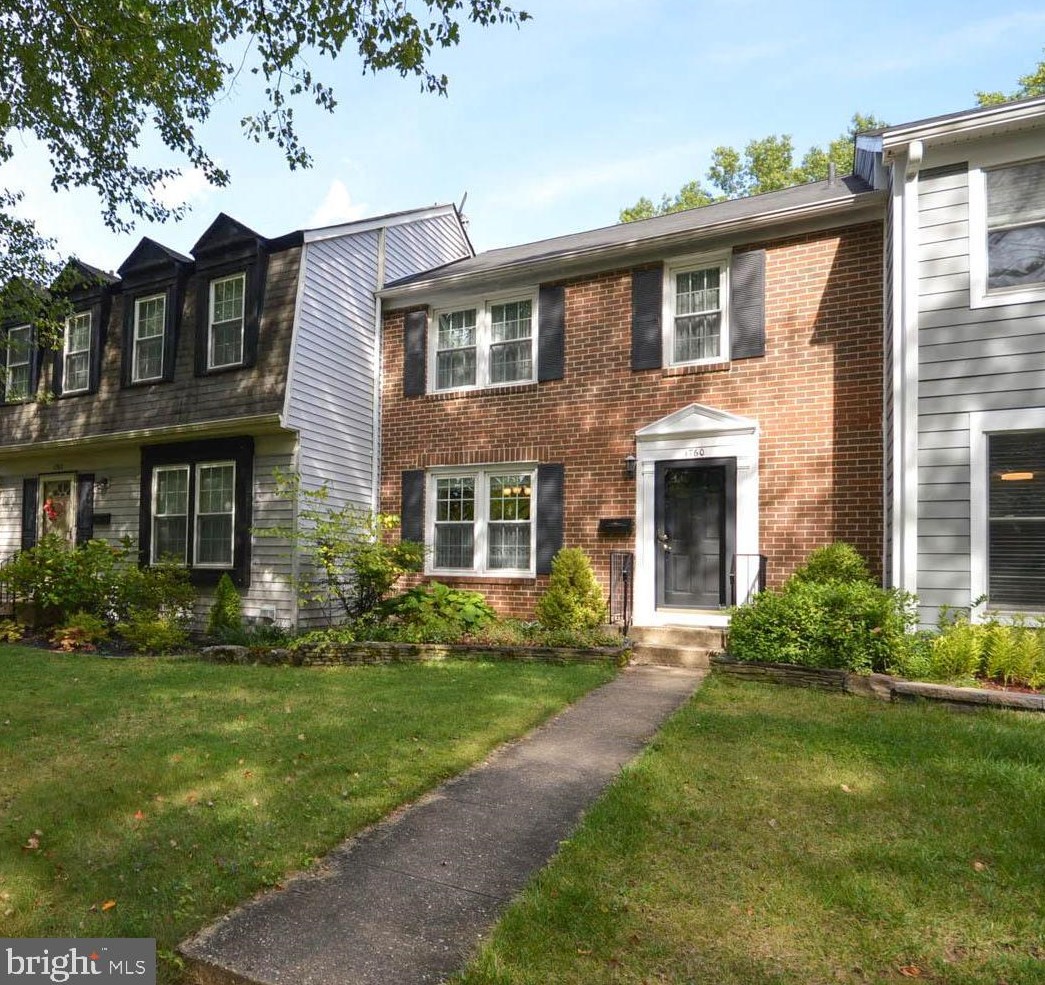 1760 Lang Dr, Crofton, MD 21114