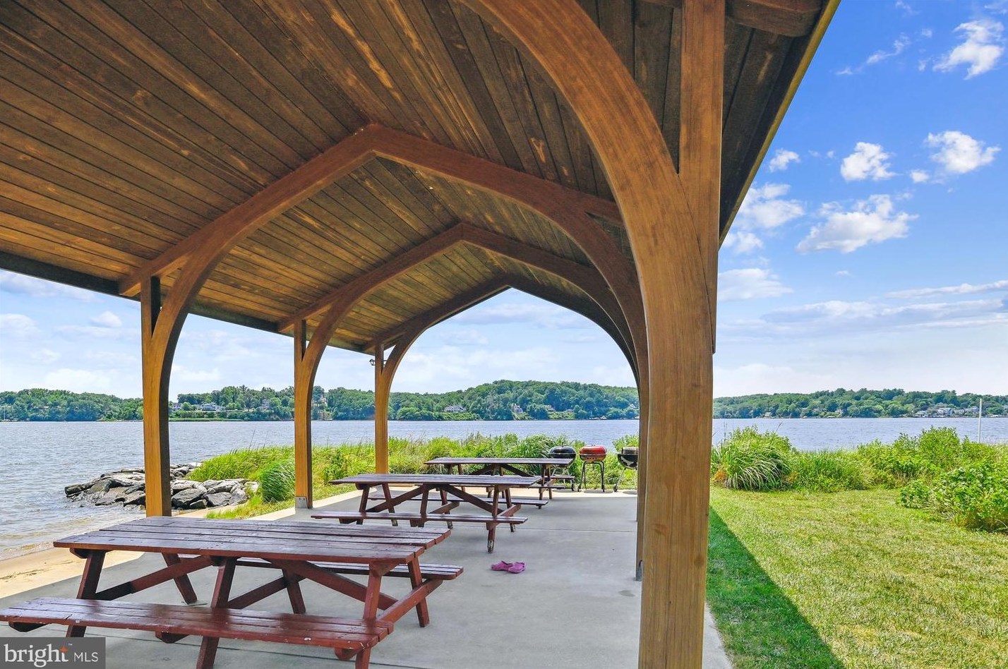 1520 Circle Dr, Annapolis MD  21409-5858 exterior