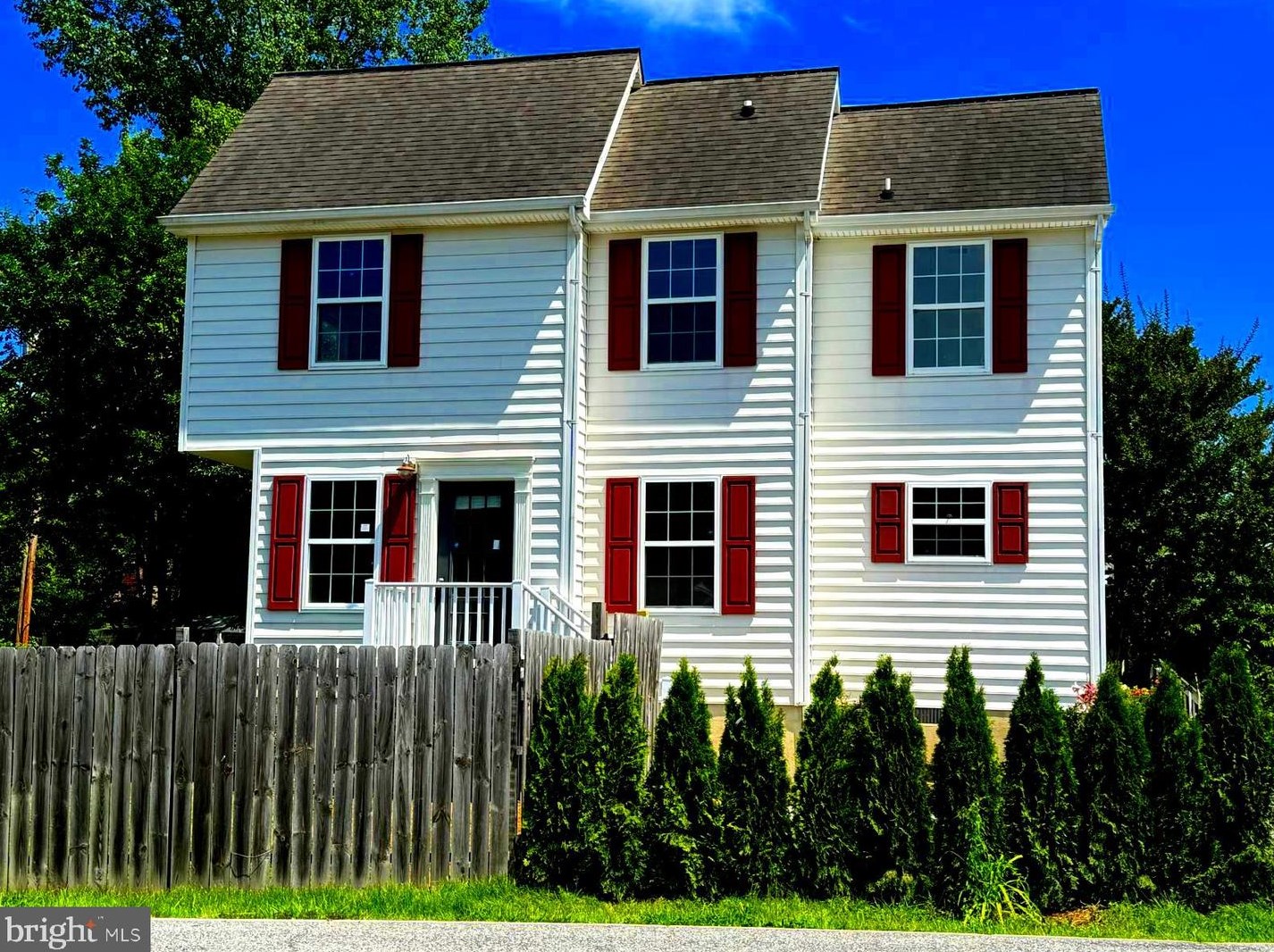 1500 Lincoln Rd, Shady Side, MD 20764-9418