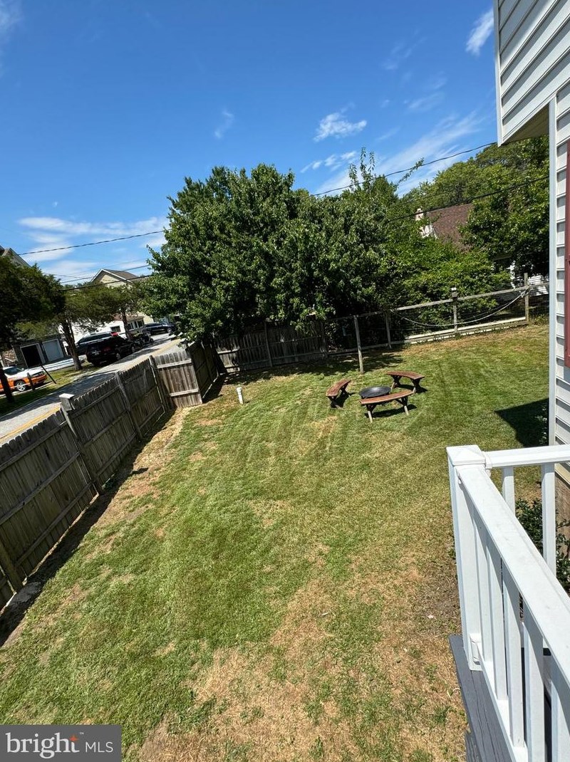 1500 Lincoln Rd, Shady Side MD 20764-9419 exterior