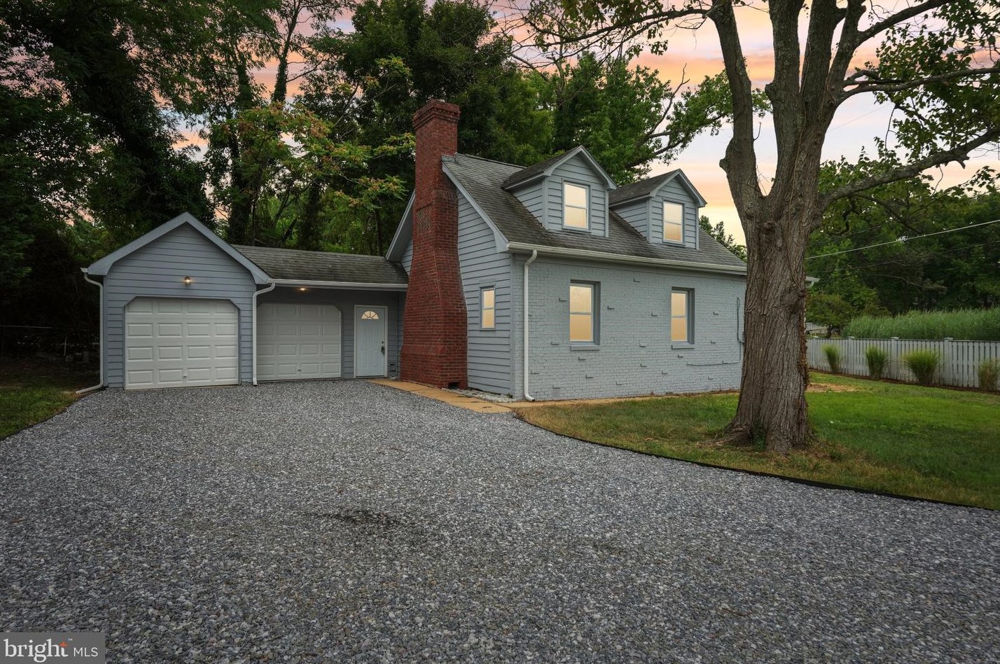 1228 Griner Ln, Shady Side, MD 20764