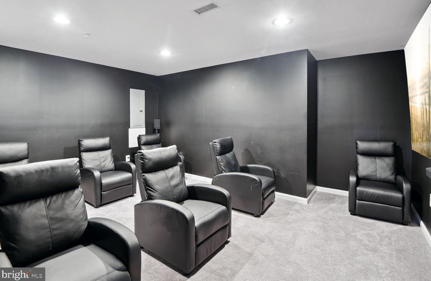 7720 Hollins Chapel Ct, Glen Burnie MD 21060-8396 exterior