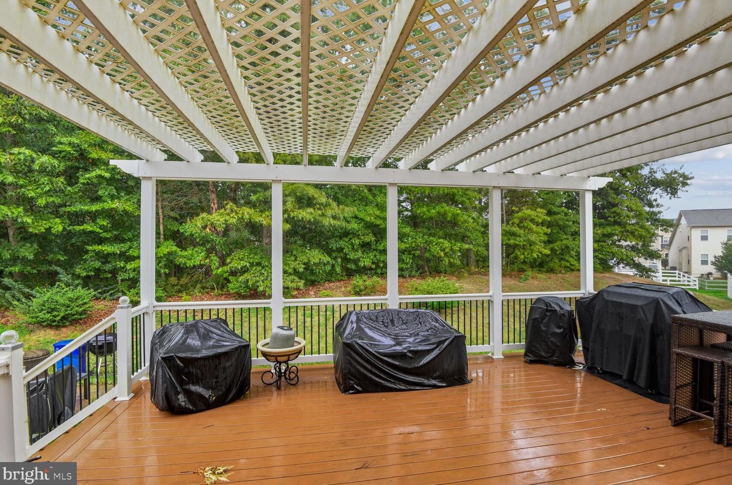 7720 Hollins Chapel Ct, Glen Burnie MD 21060-8396 exterior