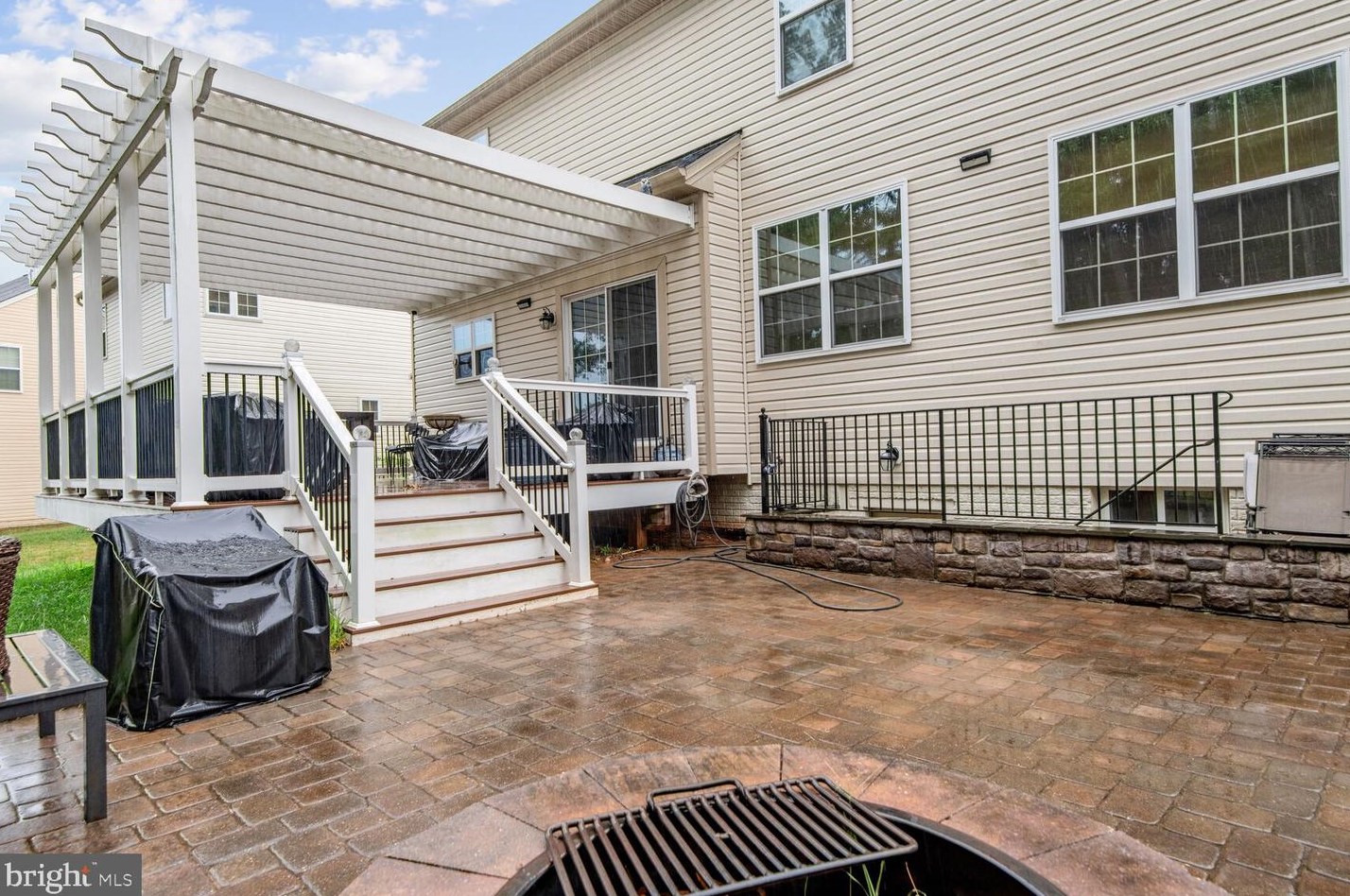 7720 Hollins Chapel Ct, Glen Burnie MD 21060-8396 exterior