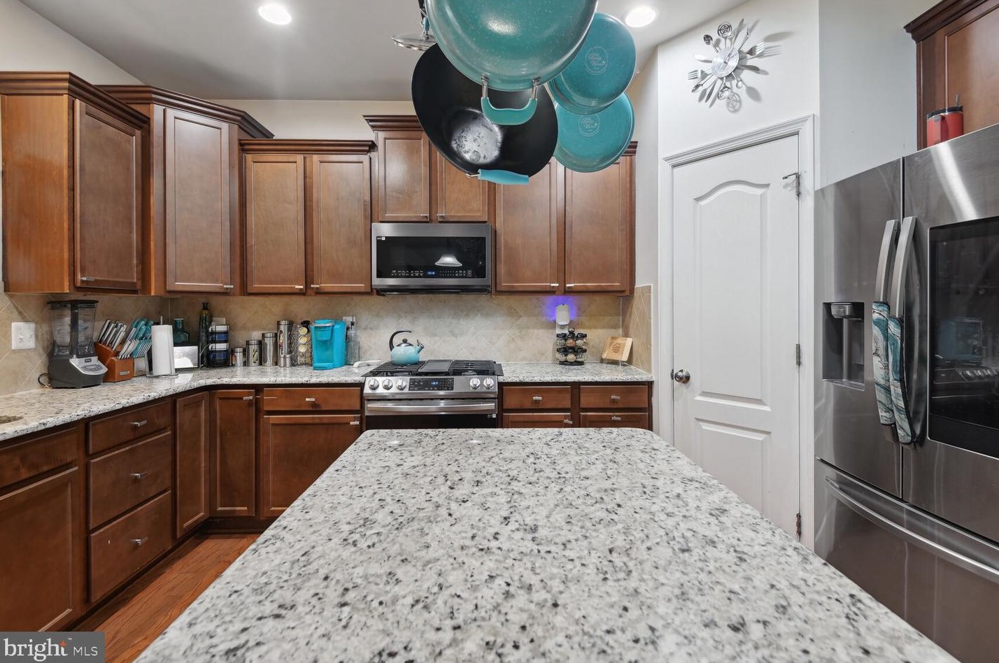 7720 Hollins Chapel Ct, Glen Burnie MD 21060-8396 exterior