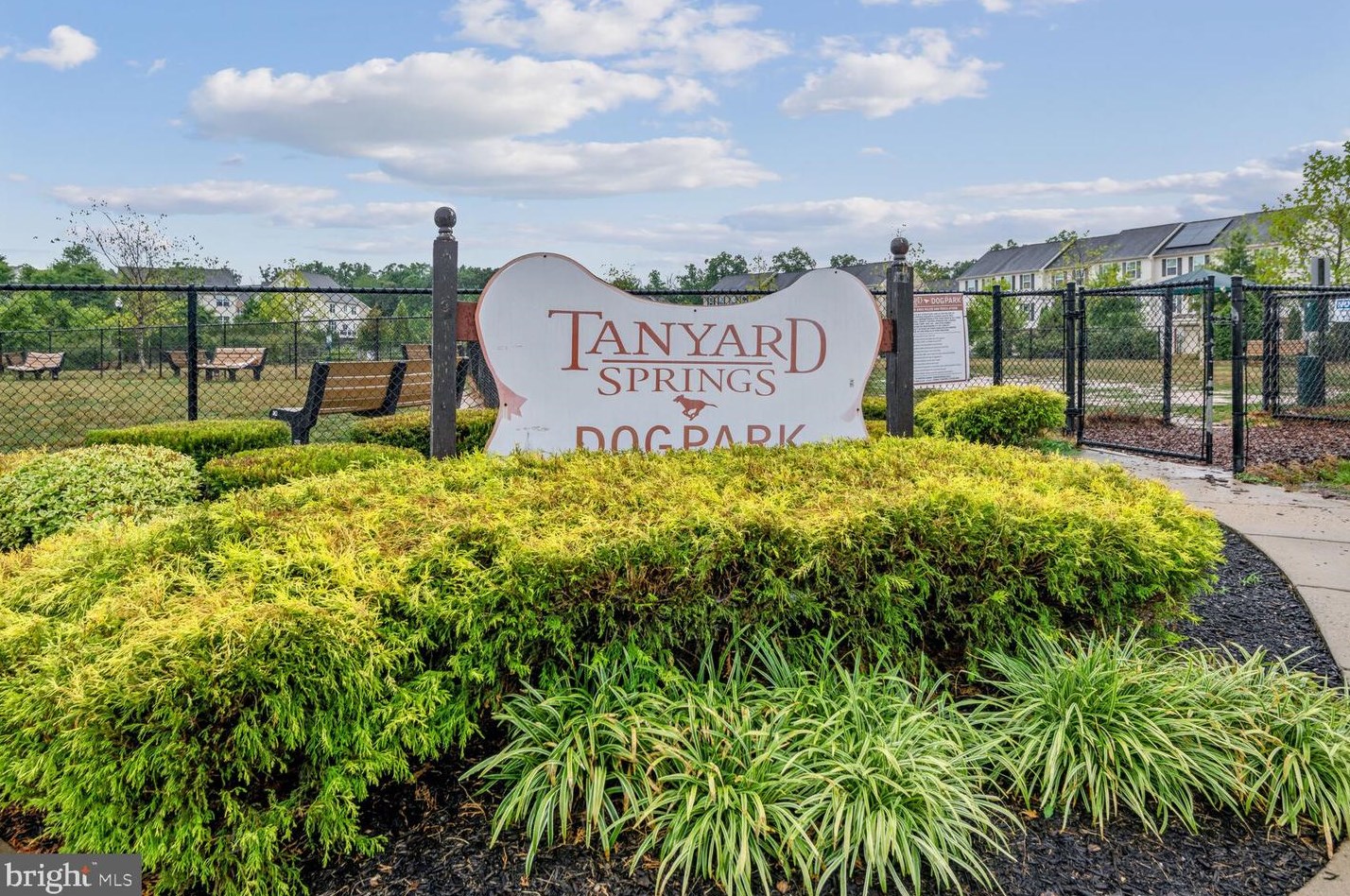 7720 Hollins Chapel Ct, Glen Burnie MD 21060-8396 exterior