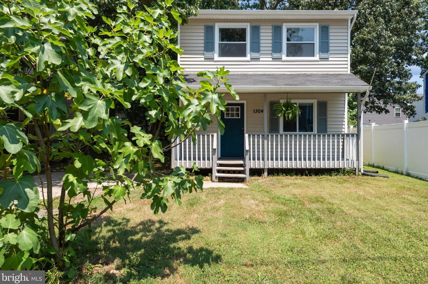 1304 Juniper St, Shady Side, MD 20764