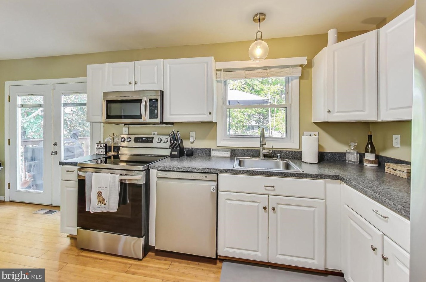 7846 Citadel Dr, Severn MD  21144-1513 exterior