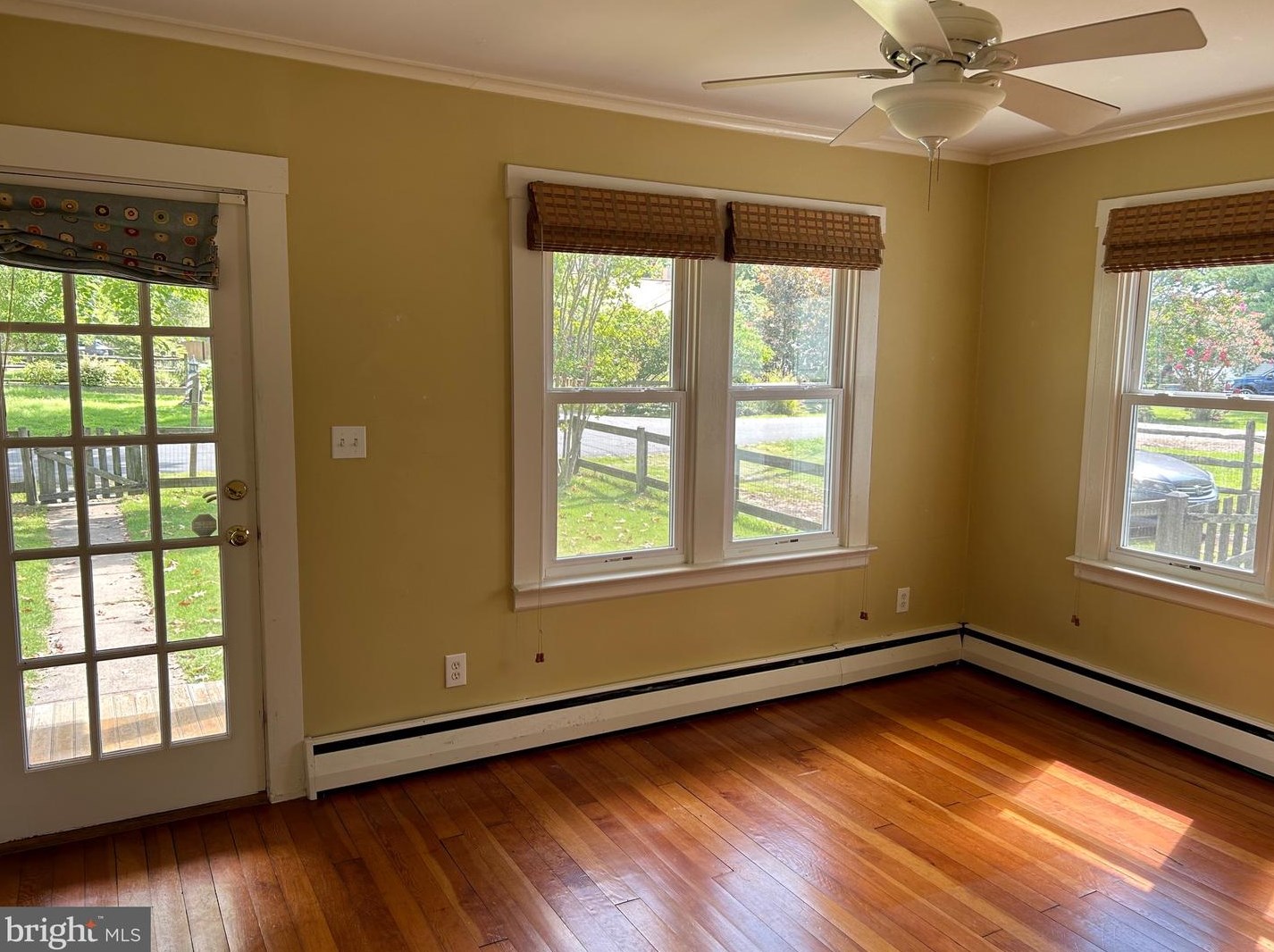 5032 Lerch Dr, Shady Side, MD 20764