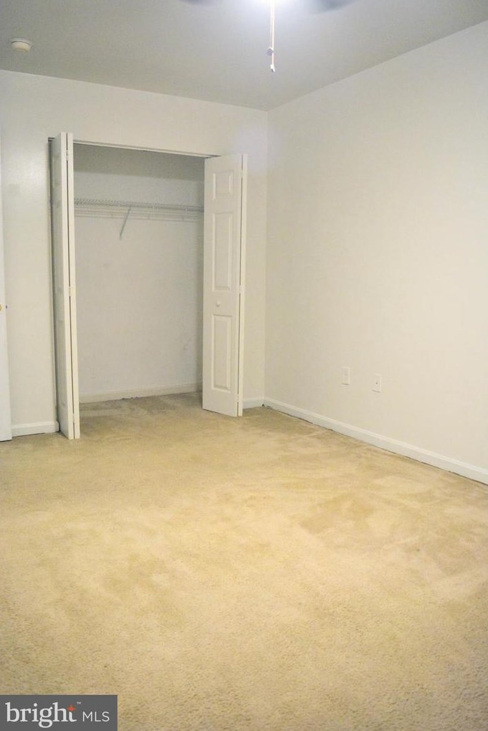 2078 Forest Dr, Annapolis, MD 21401